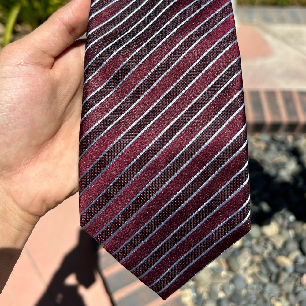 Hugo Boss Wine Red Colored 100% Silk Tie